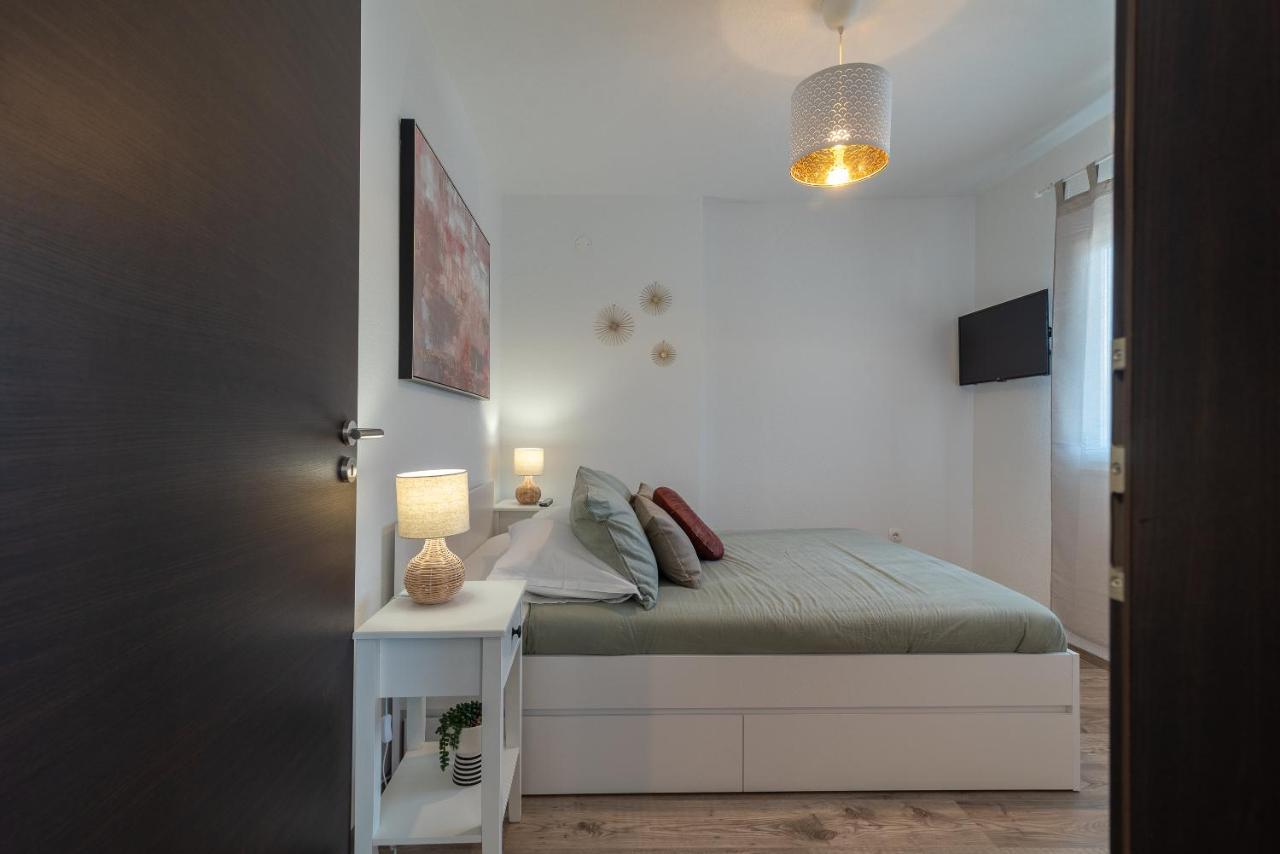 Beach Apartman Marela Slatine Exterior photo